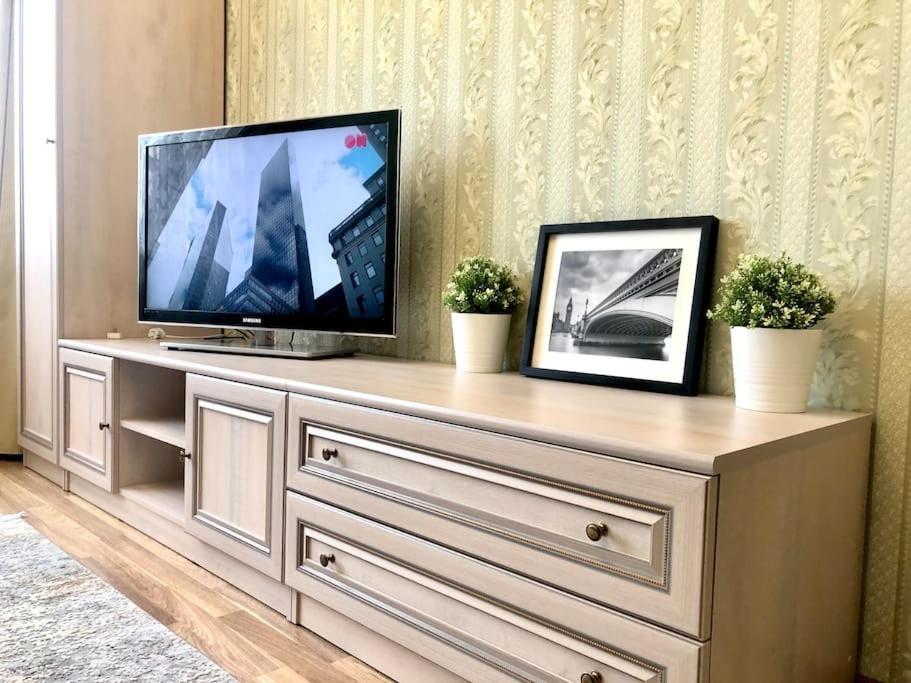 Cozy Three-Room Apartment With Mountain View الماتي المظهر الخارجي الصورة