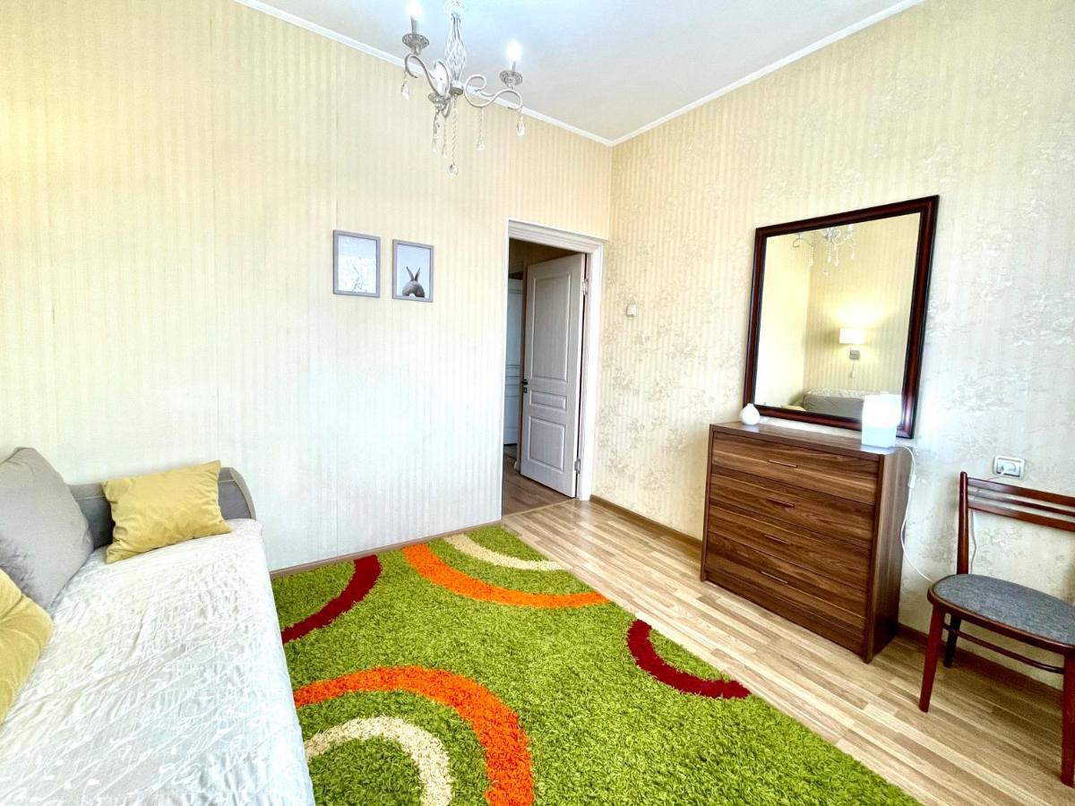 Cozy Three-Room Apartment With Mountain View الماتي المظهر الخارجي الصورة
