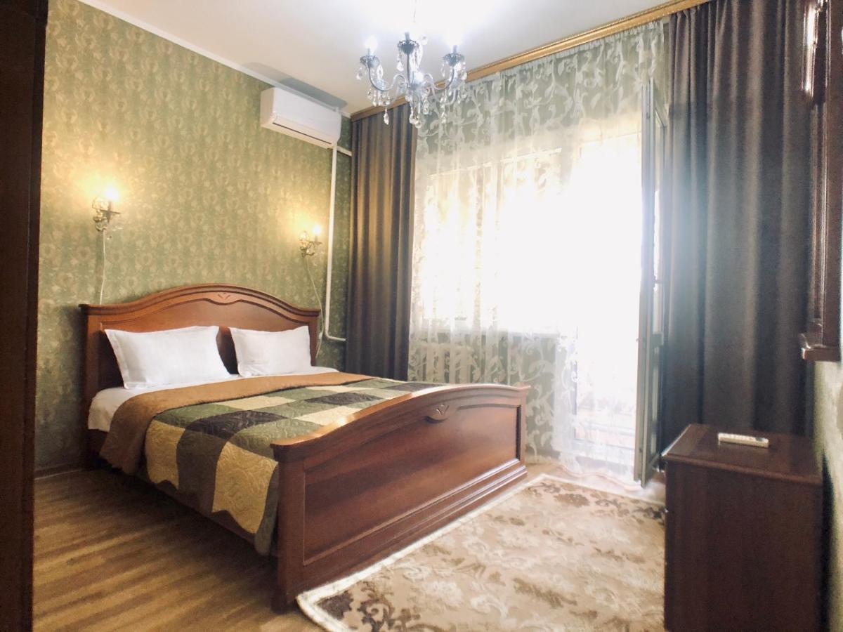 Cozy Three-Room Apartment With Mountain View الماتي المظهر الخارجي الصورة