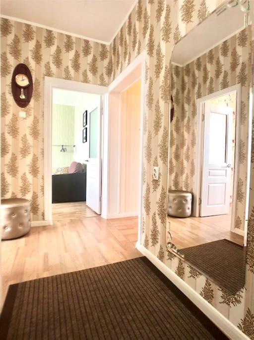 Cozy Three-Room Apartment With Mountain View الماتي المظهر الخارجي الصورة