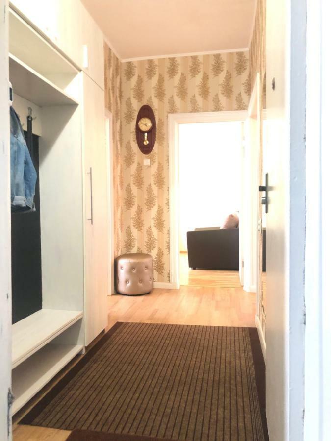 Cozy Three-Room Apartment With Mountain View الماتي المظهر الخارجي الصورة